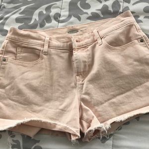 Old navy blush pink/peach shorts. Size 4.